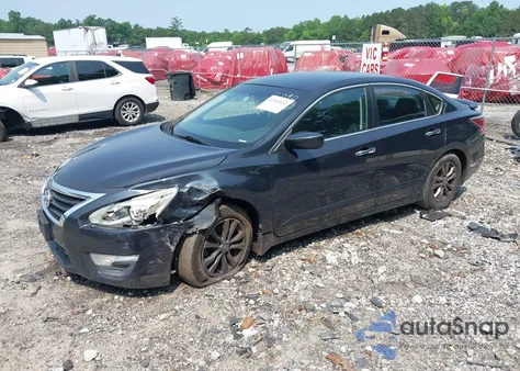 2015 Nissan Altima 2.5 S z USA, uszkodzony, nr VIN 1N4AL3AP7FN902090